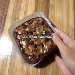 fudgy brownie chocolate chip cookie